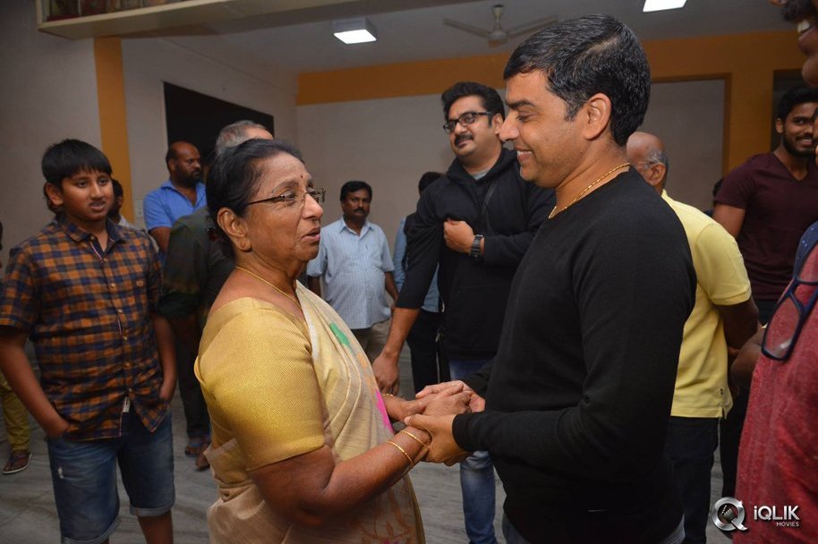 Shatamanam-Bhavati-Movie-Special-Screening-at-Prasad-Labs